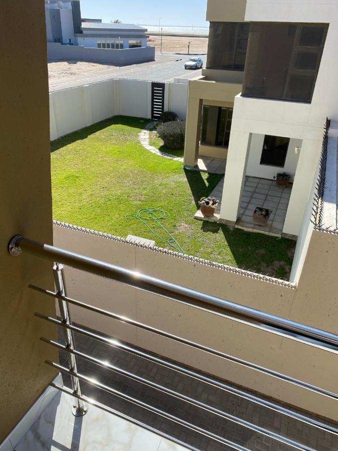 Mukulela Bed and Breakfast Walvisbaai Buitenkant foto