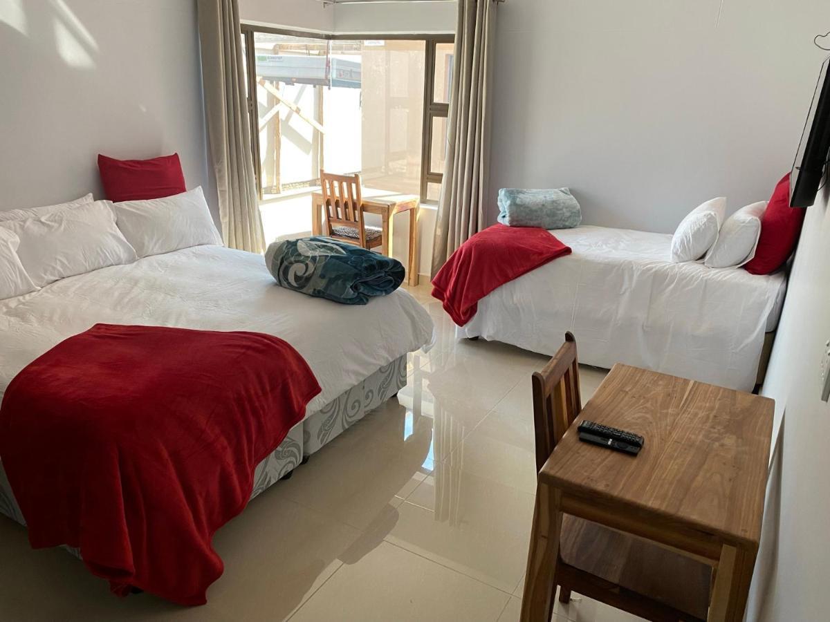 Mukulela Bed and Breakfast Walvisbaai Buitenkant foto