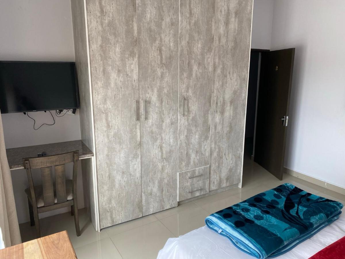 Mukulela Bed and Breakfast Walvisbaai Buitenkant foto